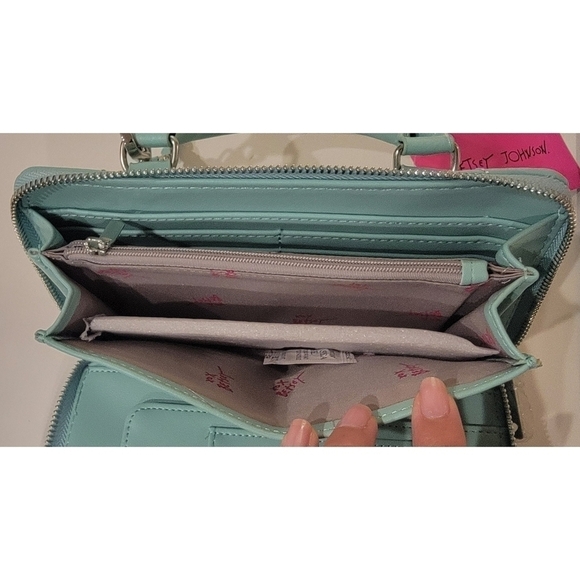 NWT Betsey Johnson Crossbody Purse Wallet Mint Green - Picture 9 of 13